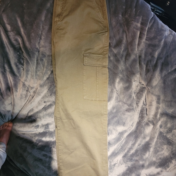 **Bootlegger Loose Cargo Pants**:- - Picture 6 of 7